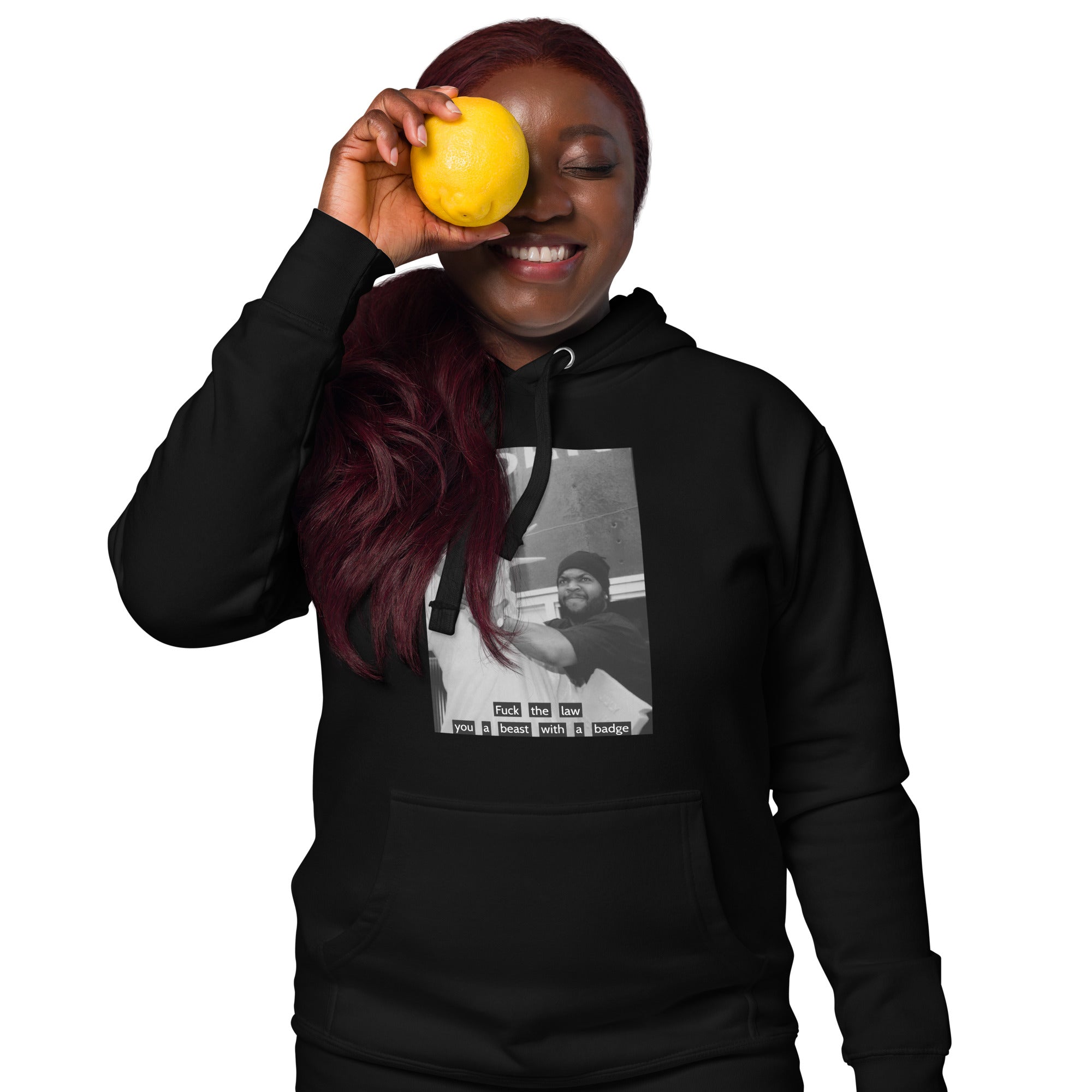 Ice Cube Unisex Premium Baumwoll-Hoodie – Scheiß auf das Gesetz, du bist ein Tier mit Abzeichen