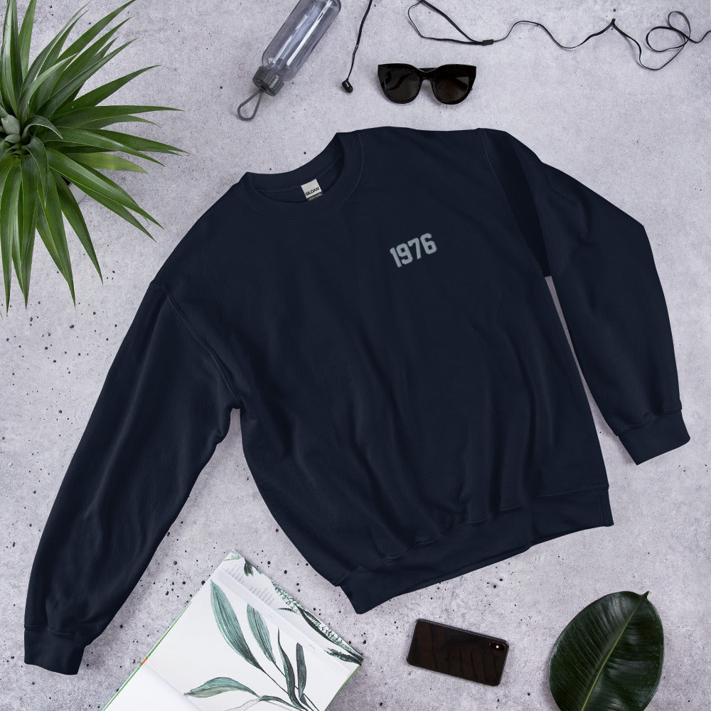 1976 Embroidery Crew Neck Sweatshirt