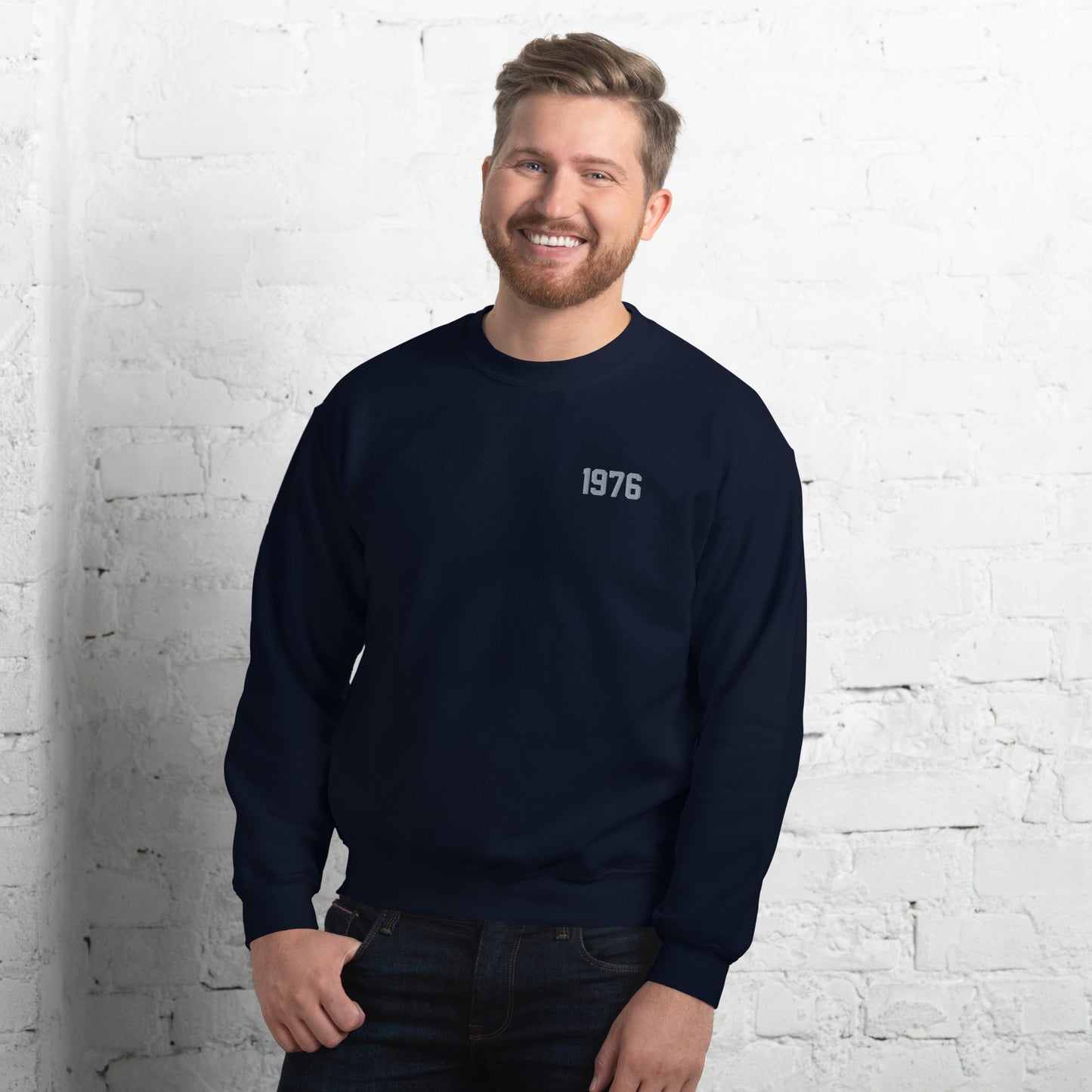 1976 Embroidery Crew Neck Sweatshirt