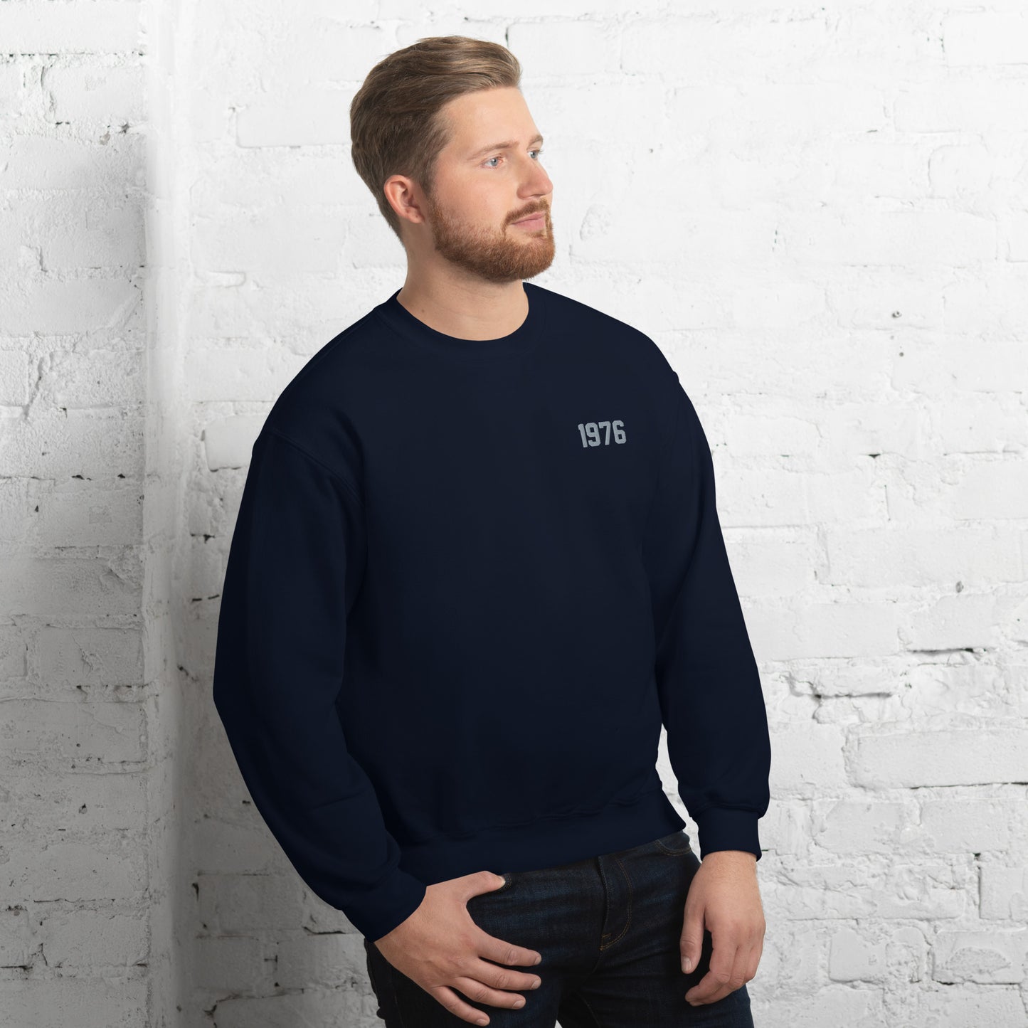 1976 Embroidery Crew Neck Sweatshirt